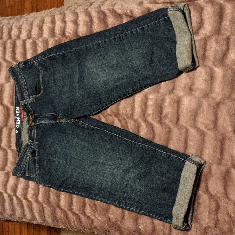 Denizen Levi's capris
